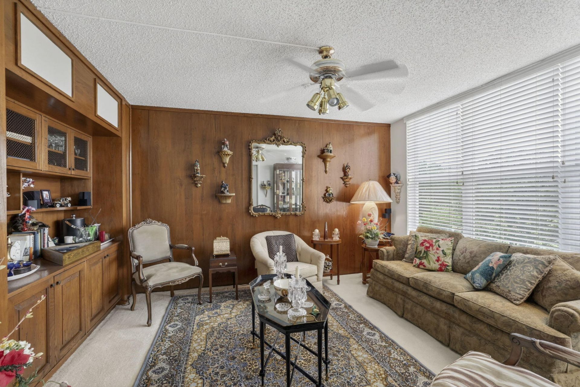 3900 Oaks Clubhouse Drive, Unit 410, Pompano Beach, FL 33069 Photo