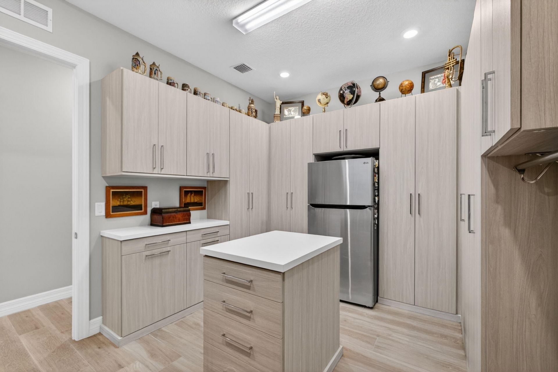 9206 Balsamo Drive, Palm Beach Gardens, FL 33412 Photo