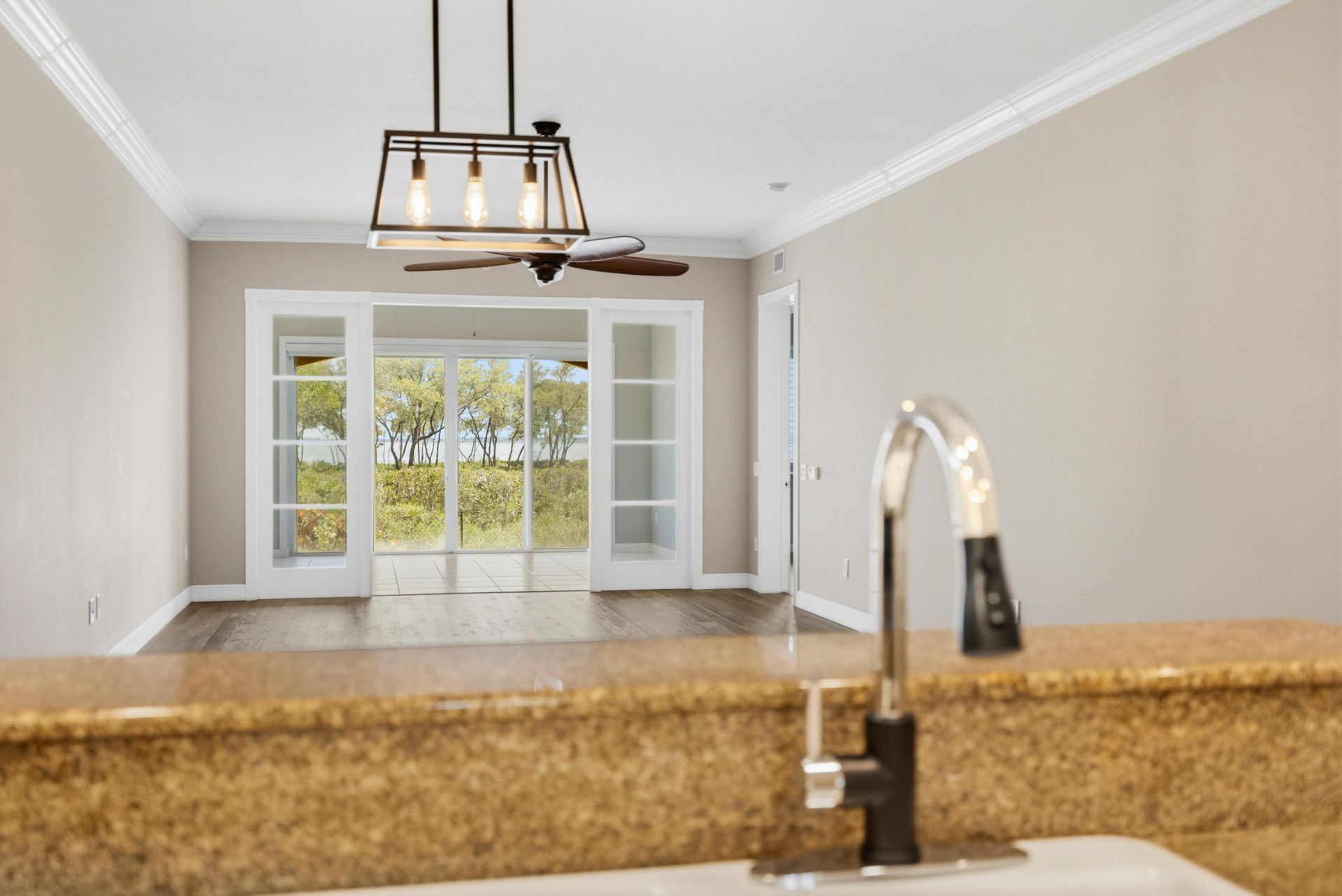 24 W Harbour Isle Dr Drive E, Unit 106, Fort Pierce, FL 34949 Photo