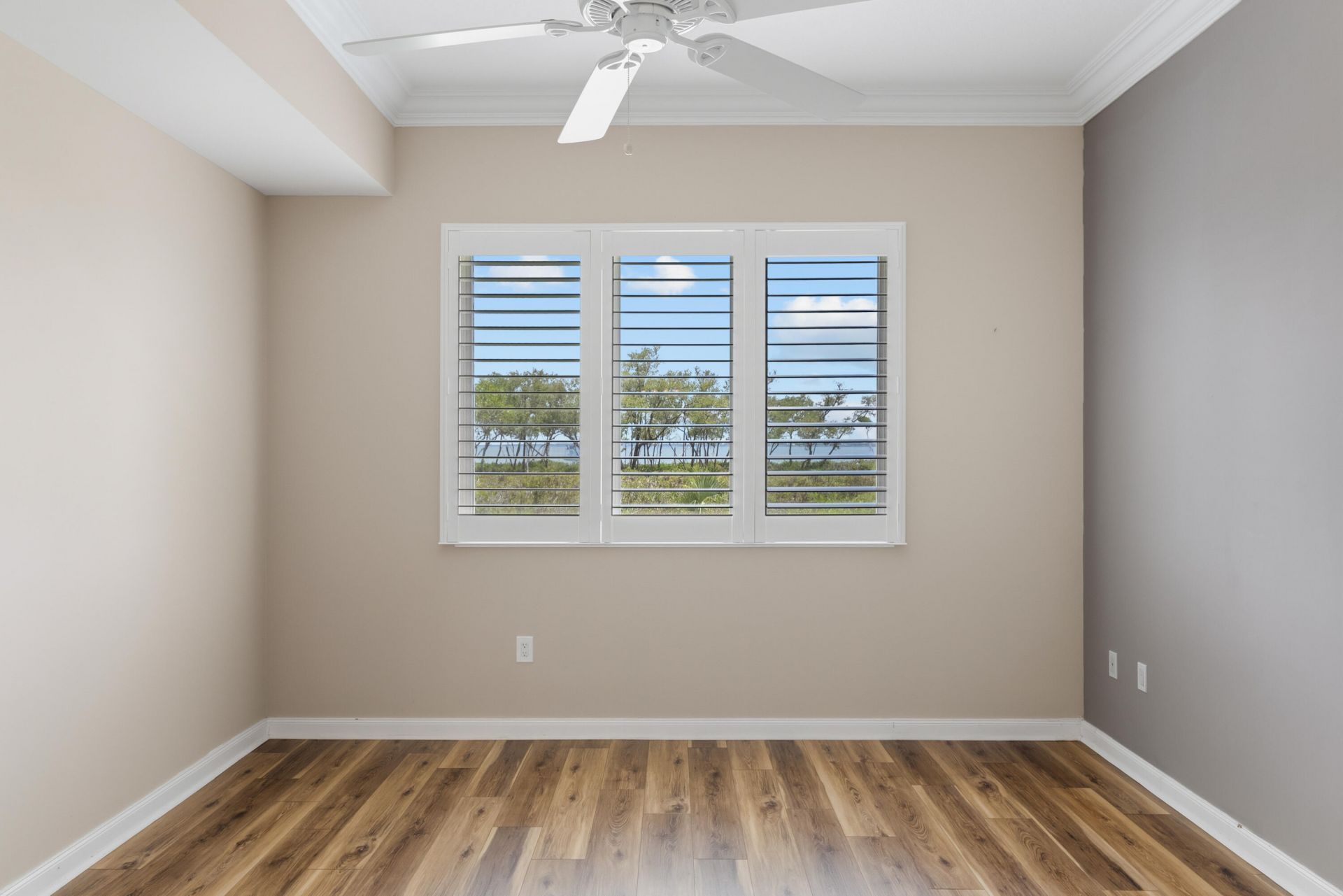 24 W Harbour Isle Dr Drive E, Unit 106, Fort Pierce, FL 34949 Photo