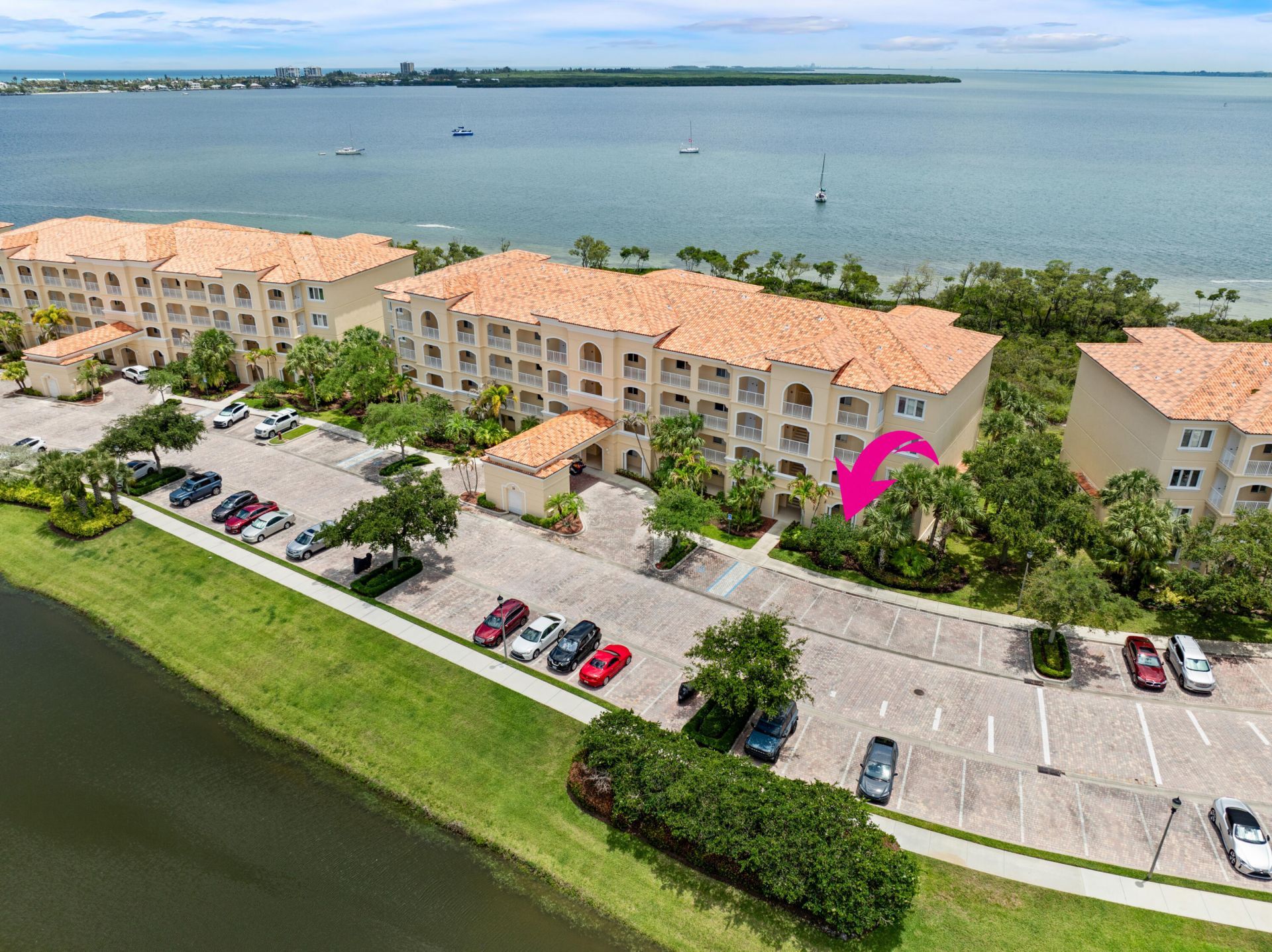 24 W Harbour Isle Dr Drive E, Unit 106, Fort Pierce, FL 34949 Photo