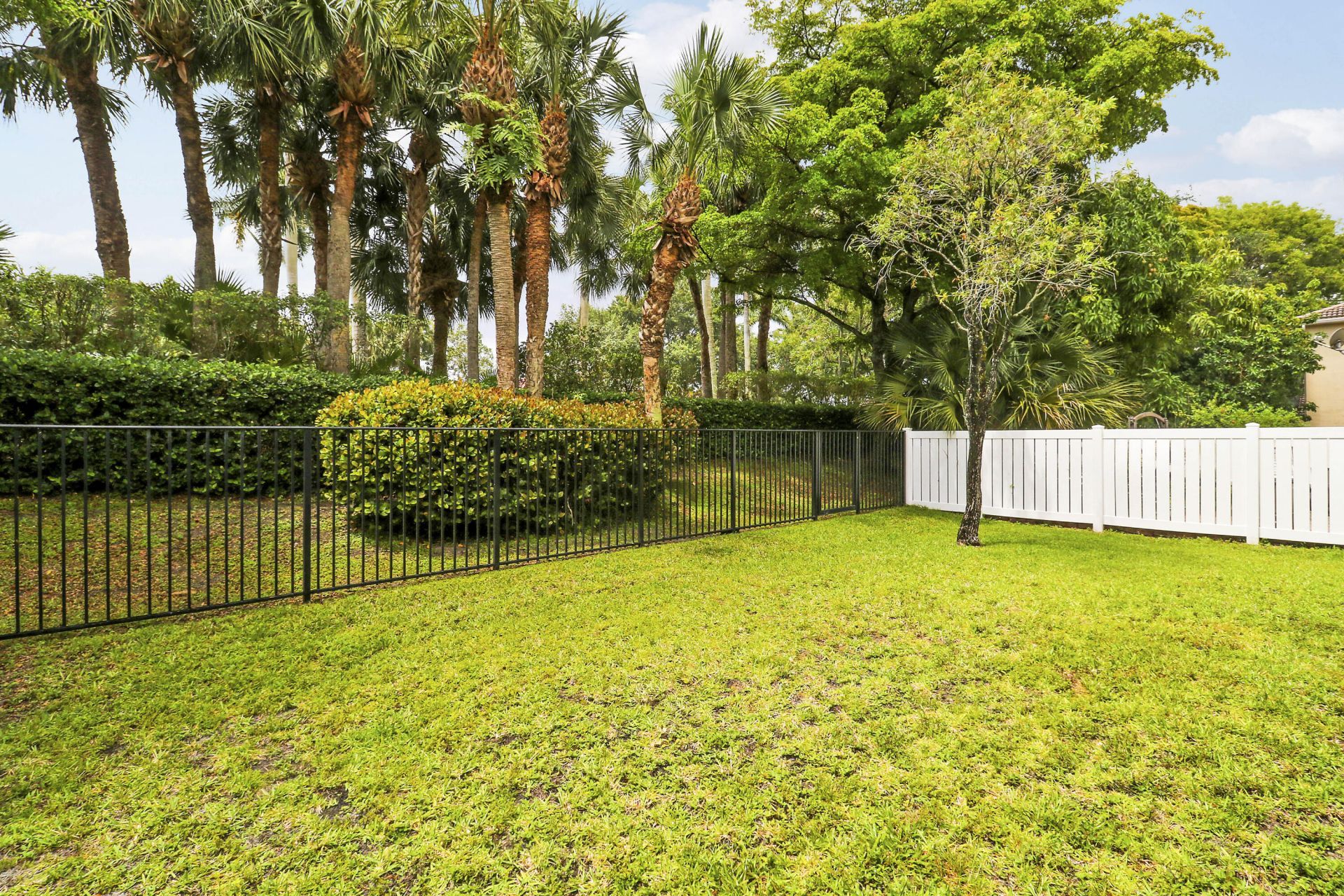 5068 Northern Lights Drive, Greenacres, FL 33463 Photo