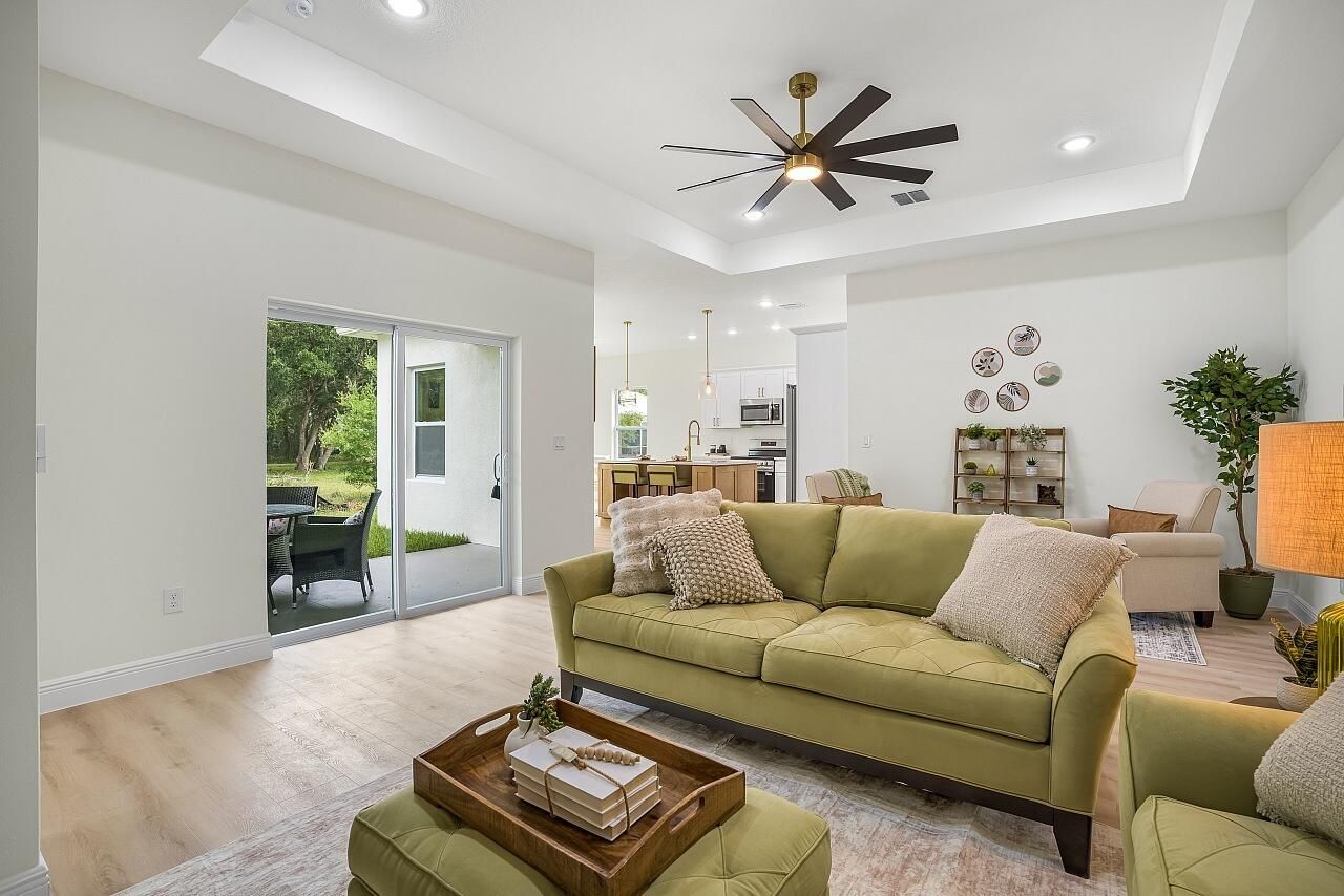 9355 100th Avenue, Vero Beach, FL 32967 Photo