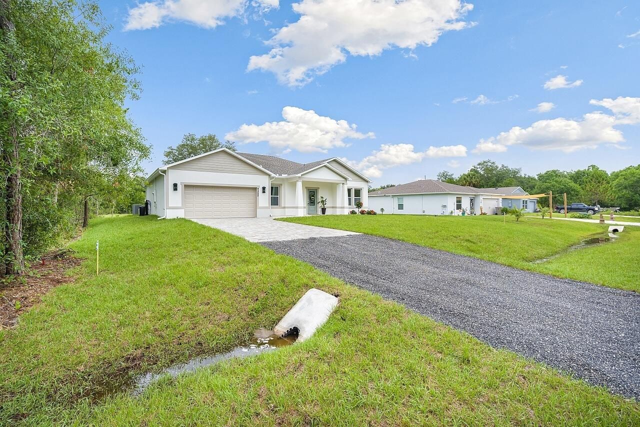 9355 100th Avenue, Vero Beach, FL 32967 Photo