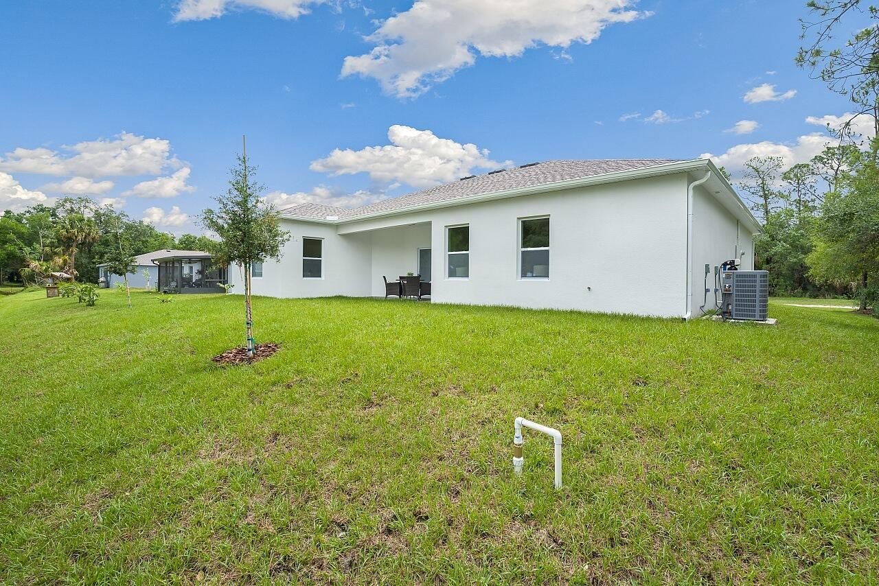 9355 100th Avenue, Vero Beach, FL 32967 Photo