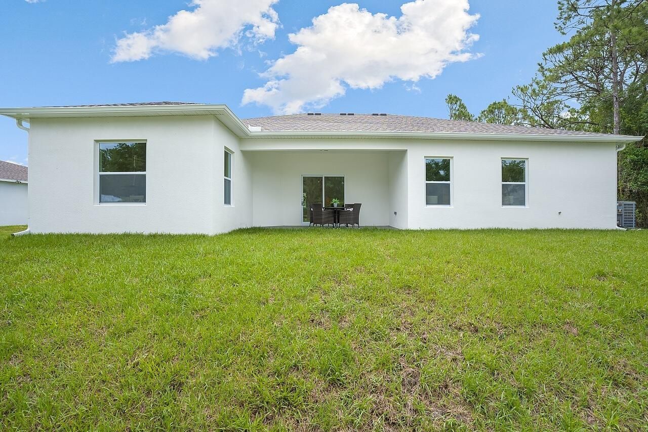 9355 100th Avenue, Vero Beach, FL 32967 Photo