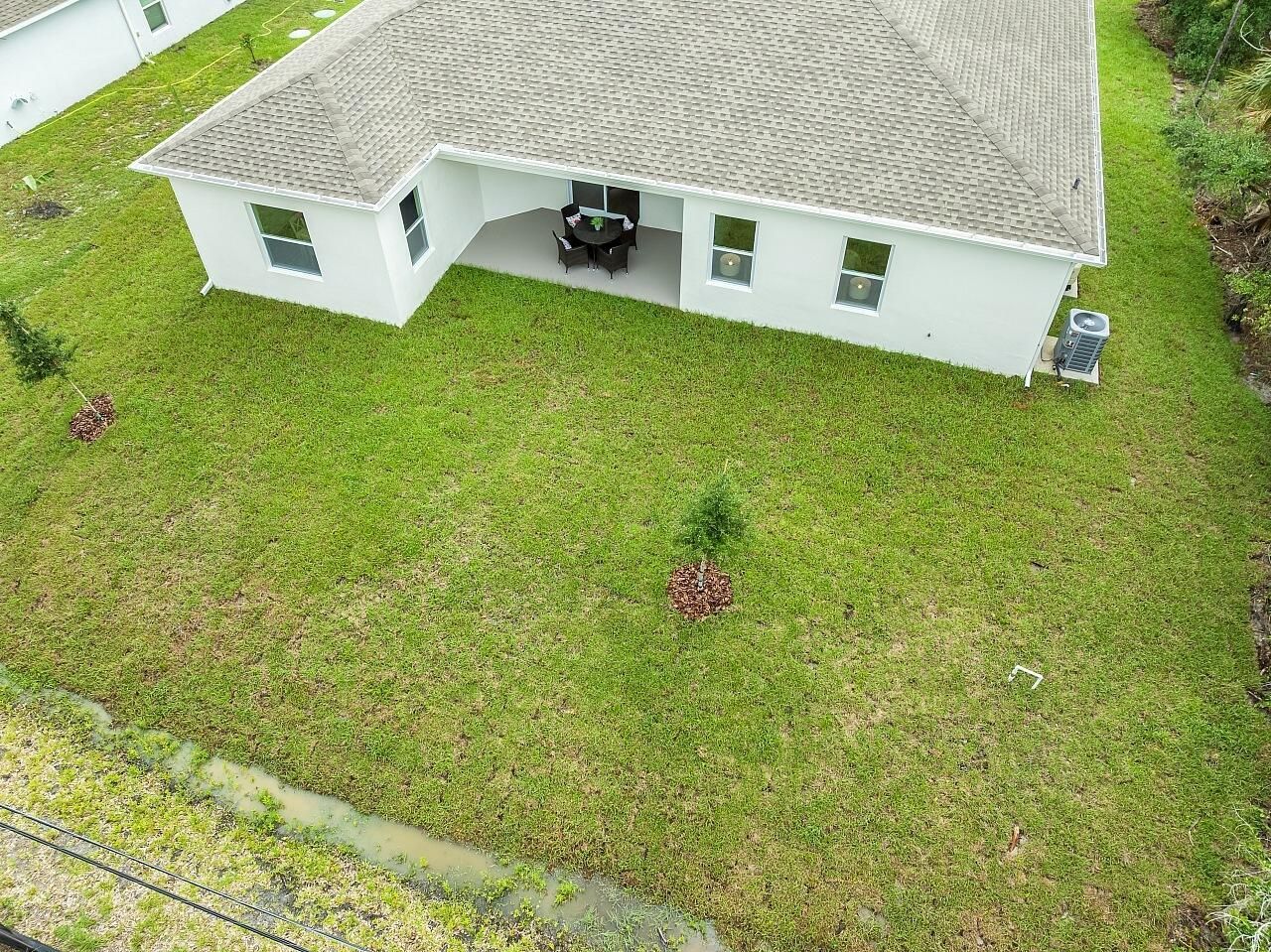 9355 100th Avenue, Vero Beach, FL 32967 Photo