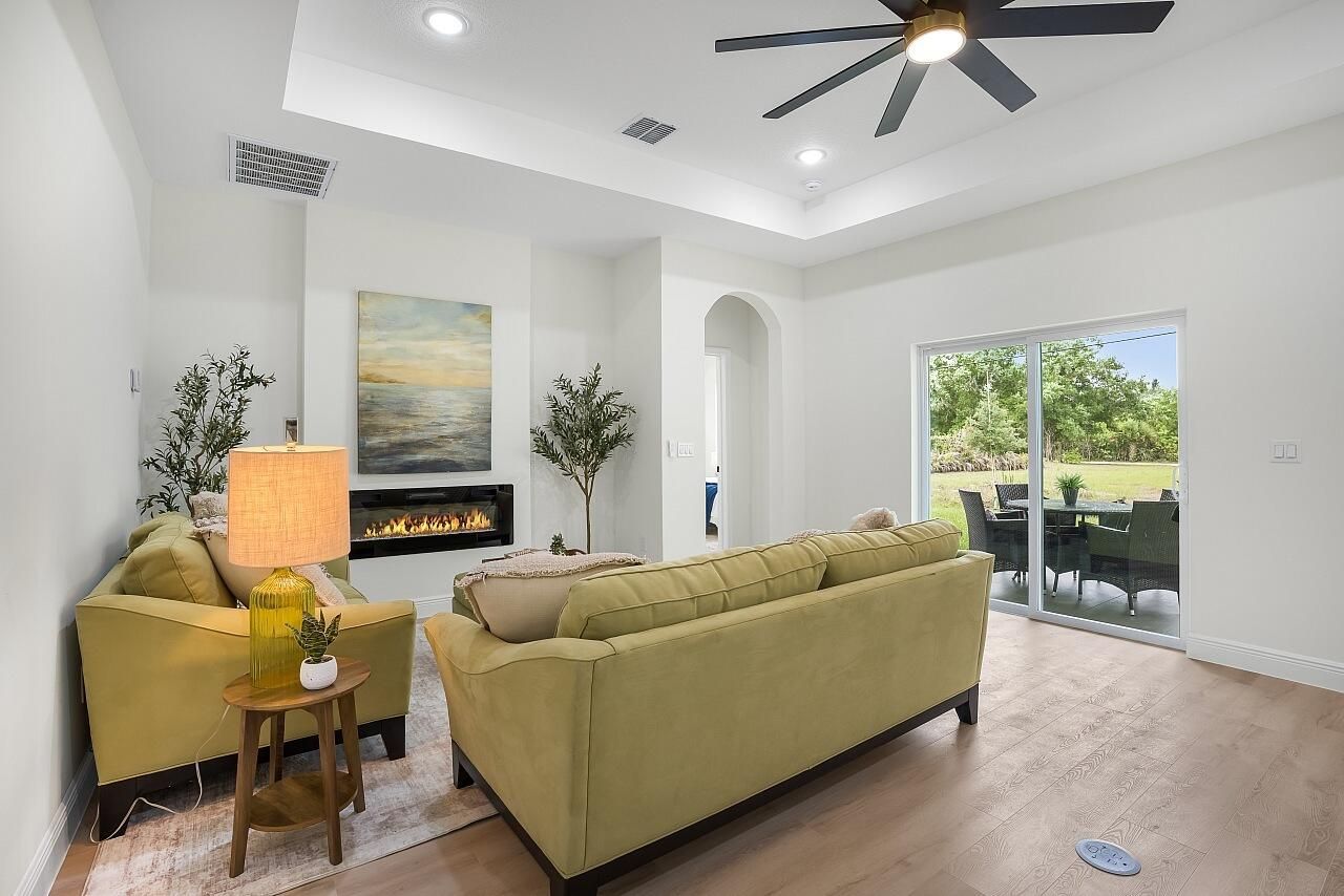 9355 100th Avenue, Vero Beach, FL 32967 Photo