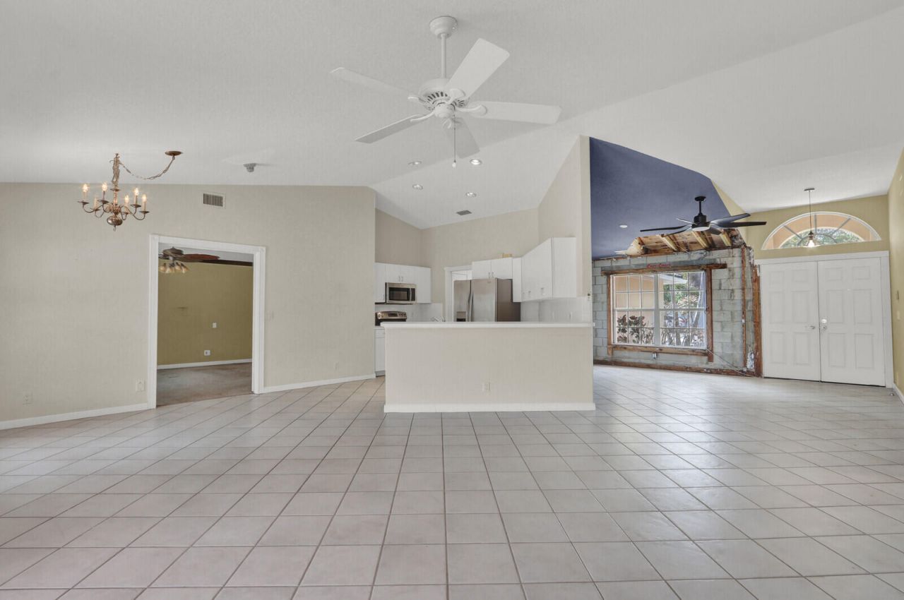 9335 SW Eagles Landing, Stuart, FL 34997 Photo