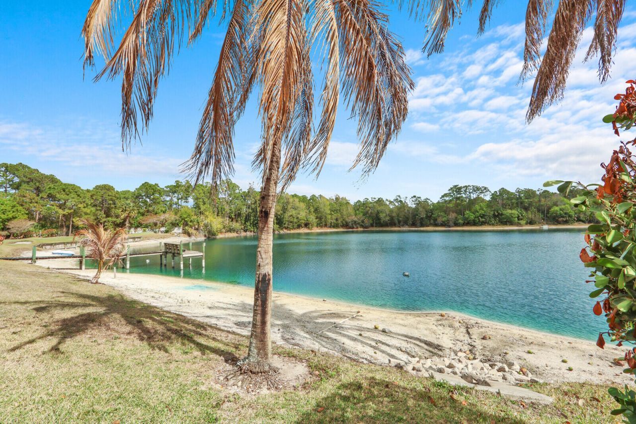 9335 SW Eagles Landing, Stuart, FL 34997 Photo