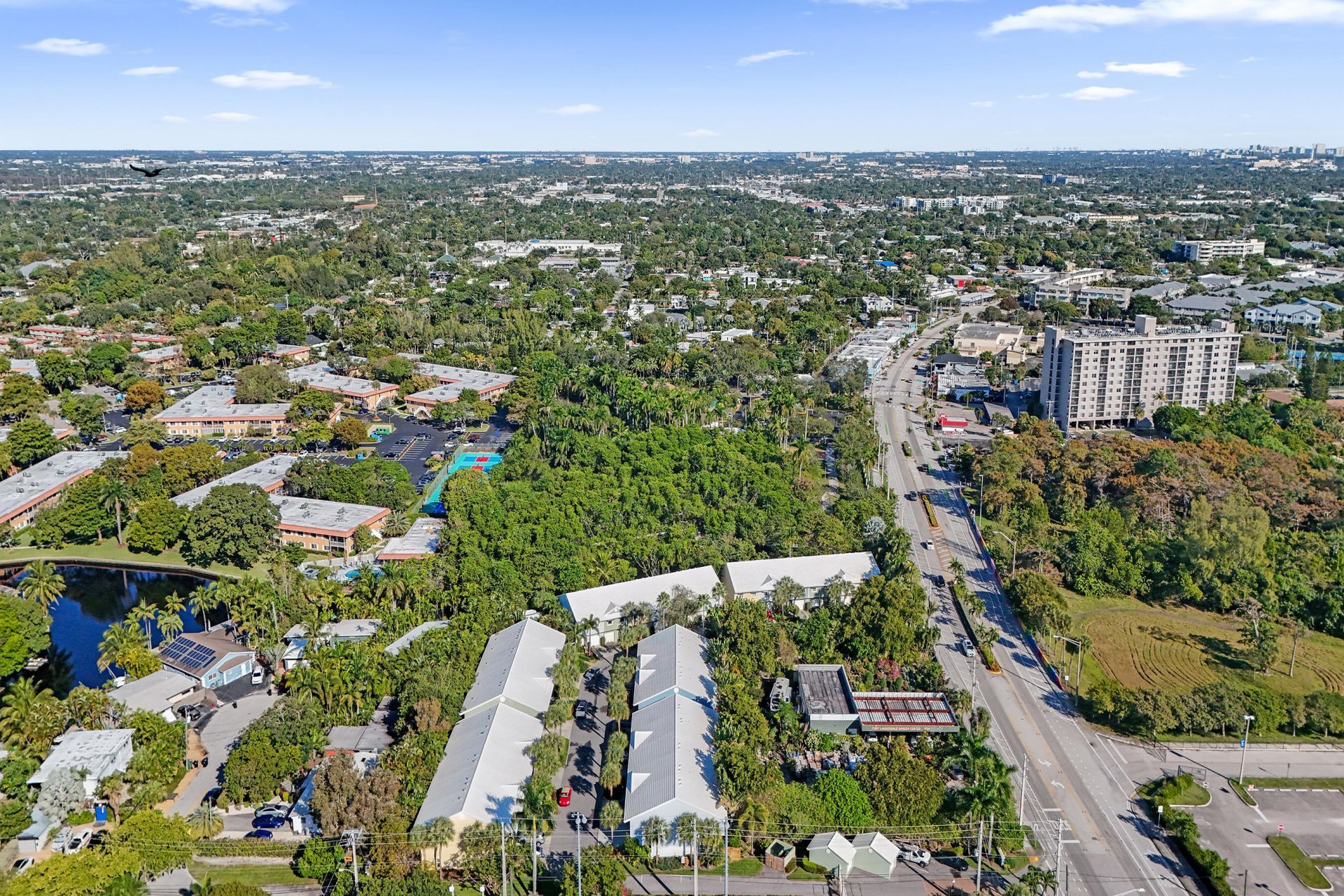 1743 NE 4th Avenue, Unit F4, Fort Lauderdale, FL 33305 Photo