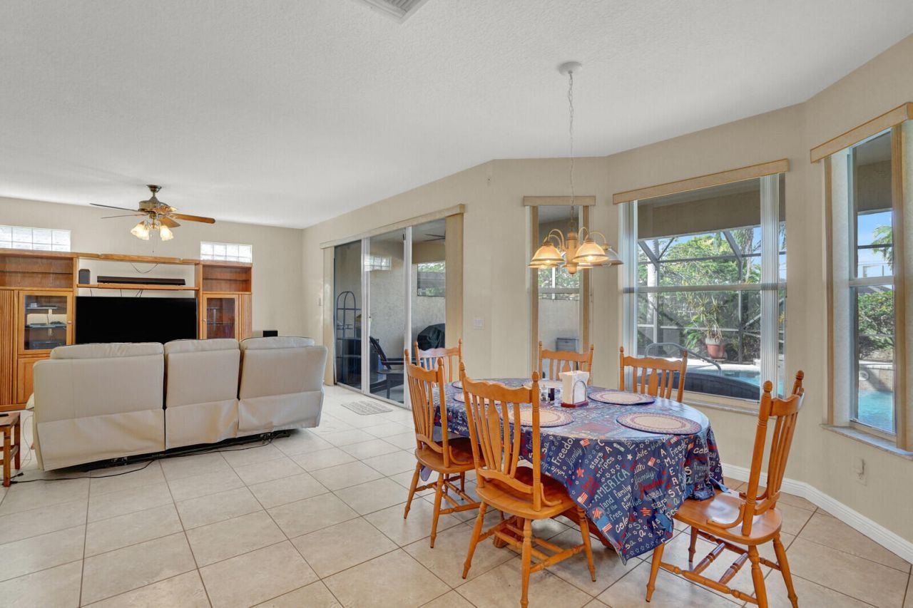 7541 Downwinds Lane, Lake Worth, FL 33467 Photo