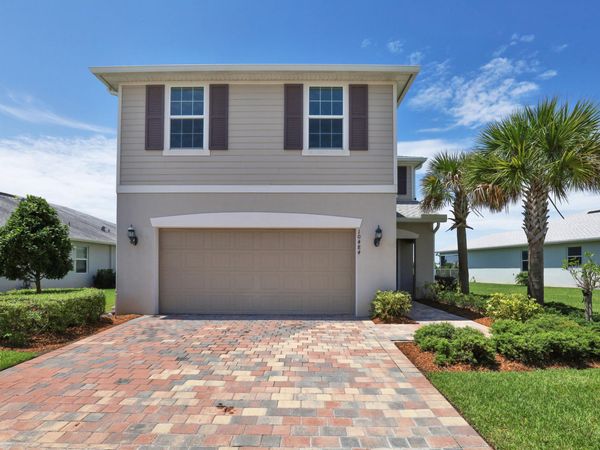 10484 SW Captiva Drive, Port St. Lucie, FL 34987