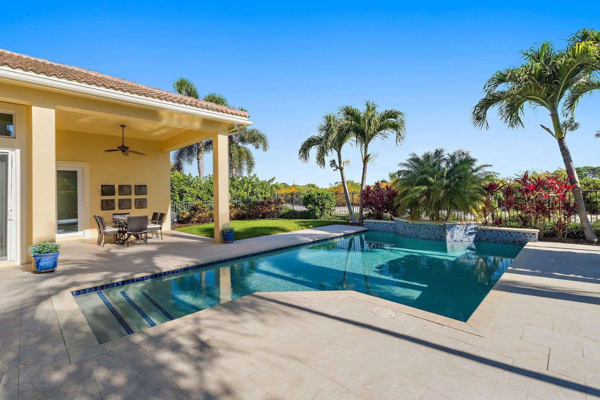 1715 W Hemingway Drive, Juno Beach, FL 33408 Photo