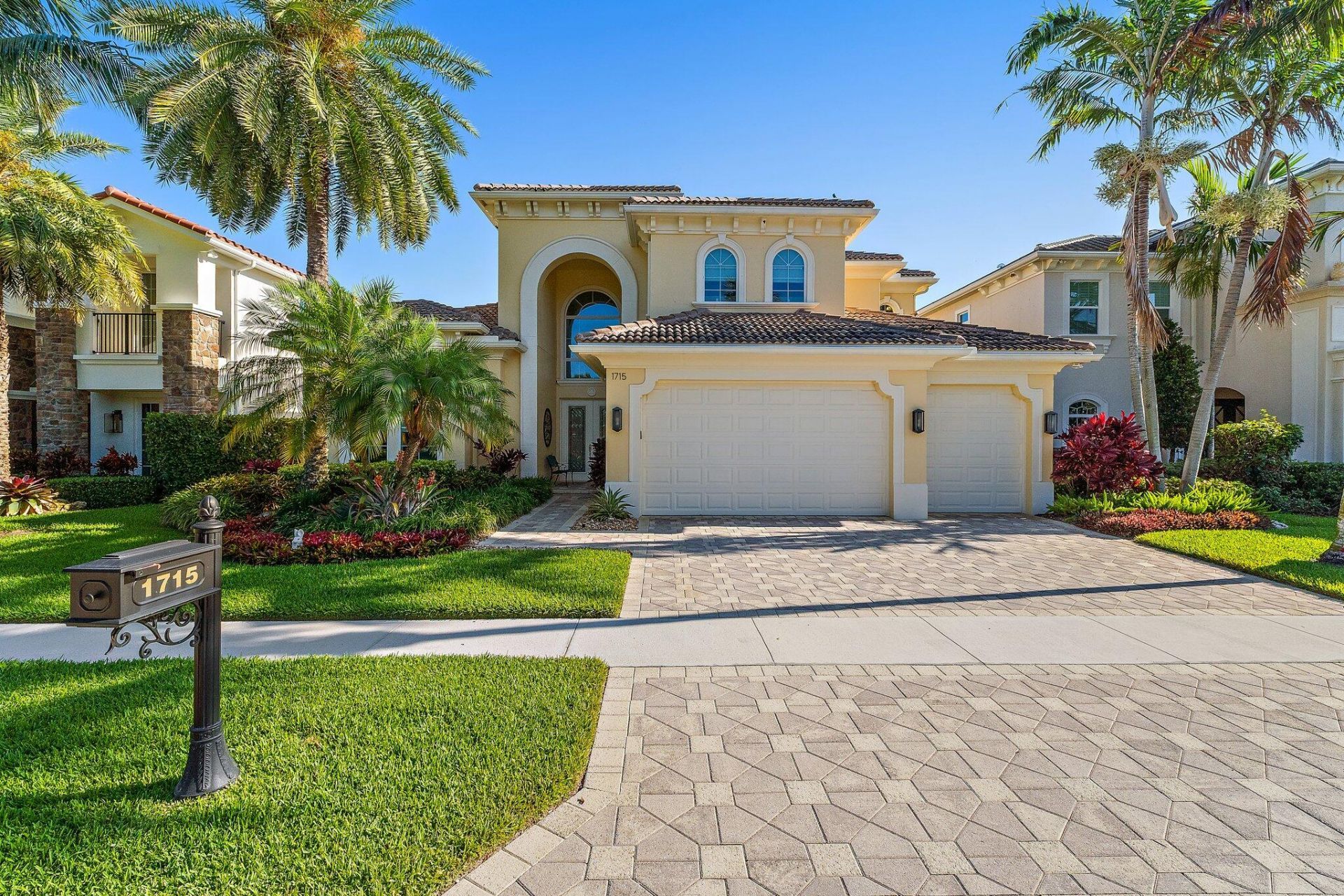 1715 W Hemingway Drive, Juno Beach, FL 33408 Photo