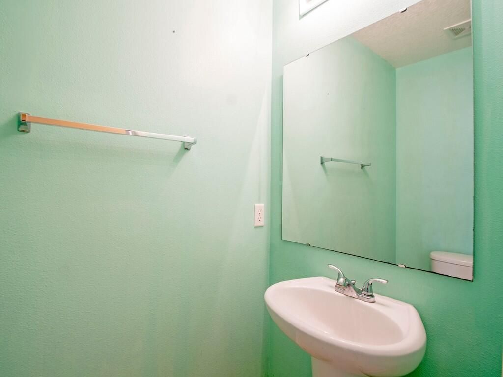 4730 Ashley Lake Circle, Vero Beach, FL 32967 Photo