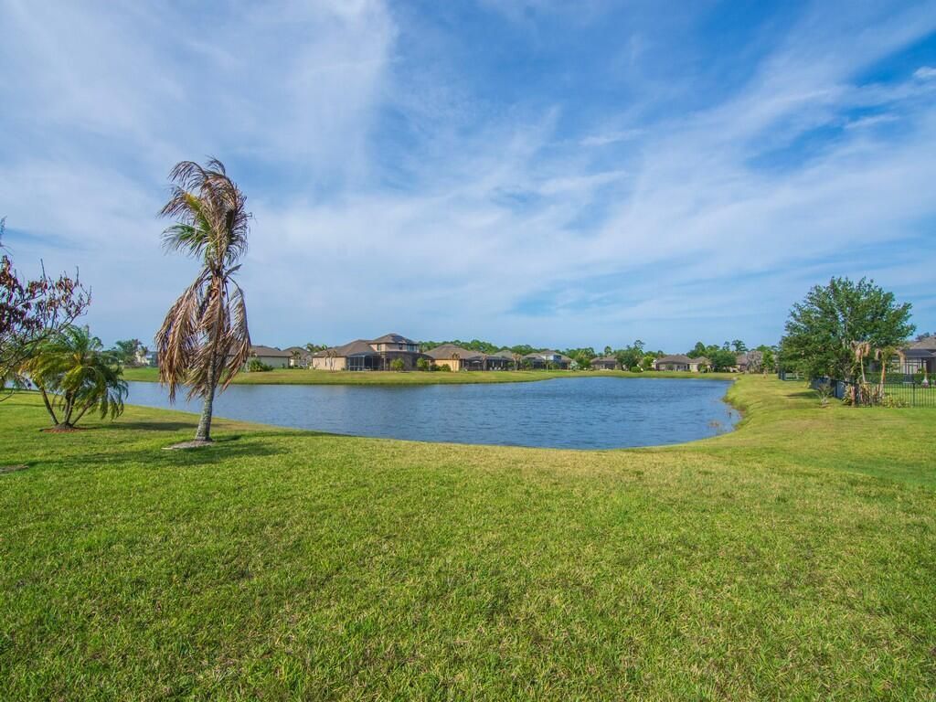 4730 Ashley Lake Circle, Vero Beach, FL 32967 Photo