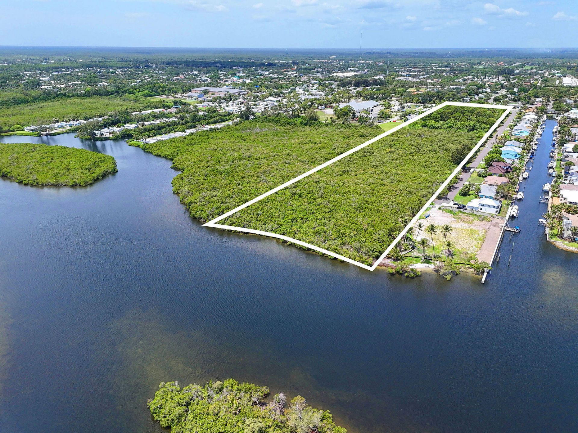 Unassigned SE Delafield Street, Hobe Sound, FL 33455 Photo