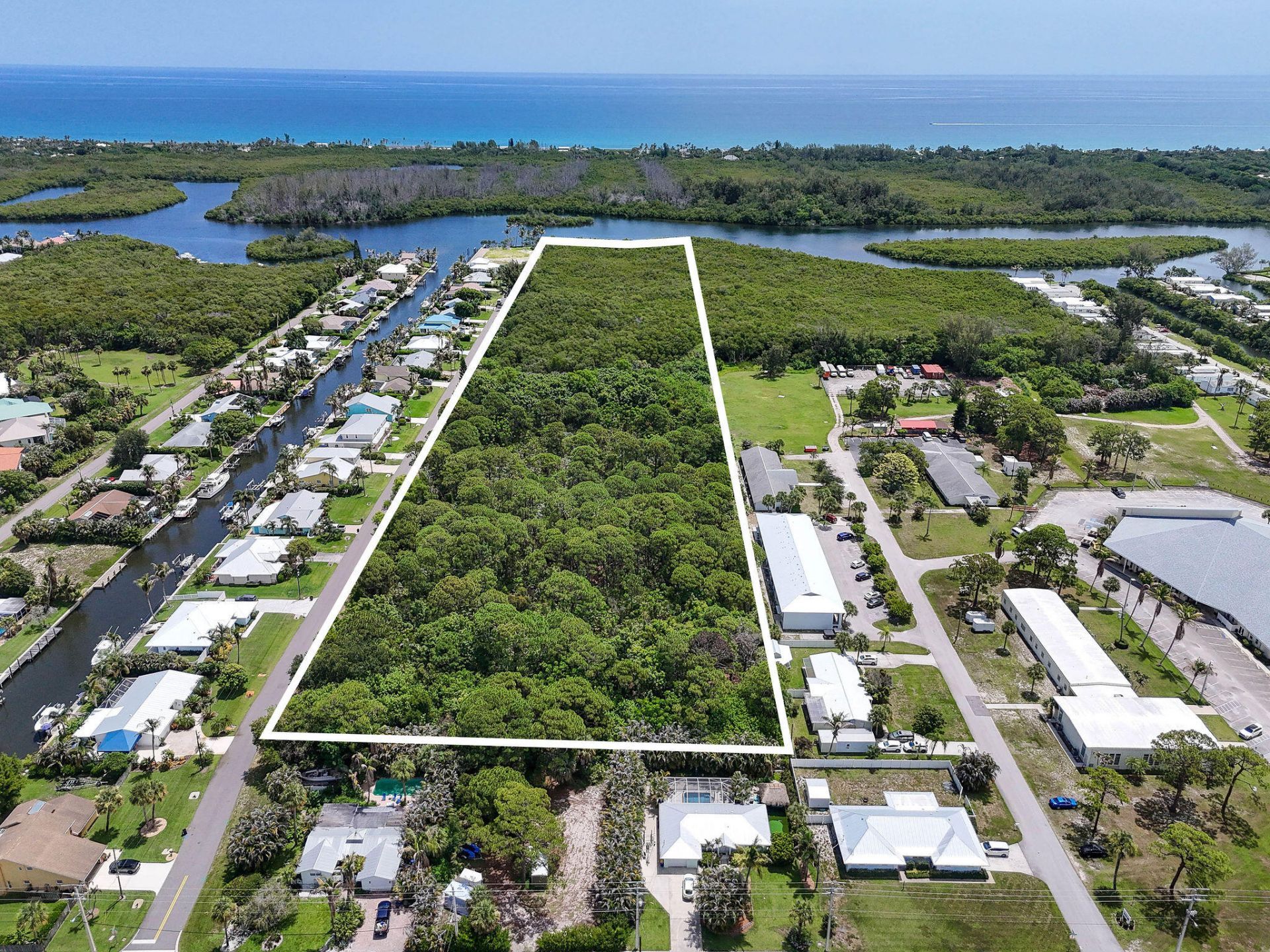Unassigned SE Delafield Street, Hobe Sound, FL 33455 Photo