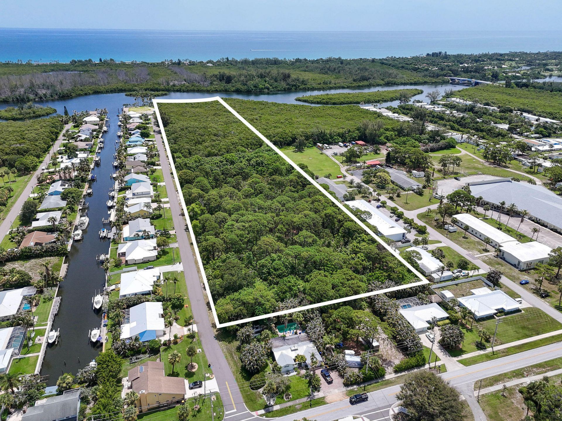 Unassigned SE Delafield Street, Hobe Sound, FL 33455 Photo