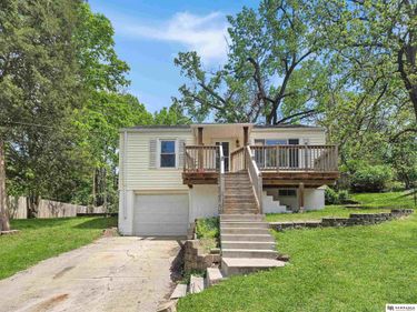 305 Kohl Road , Bellevue, NE 68005