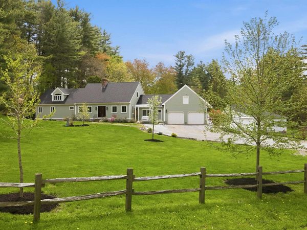 42 Nason Road, Hampton Falls, NH 03844