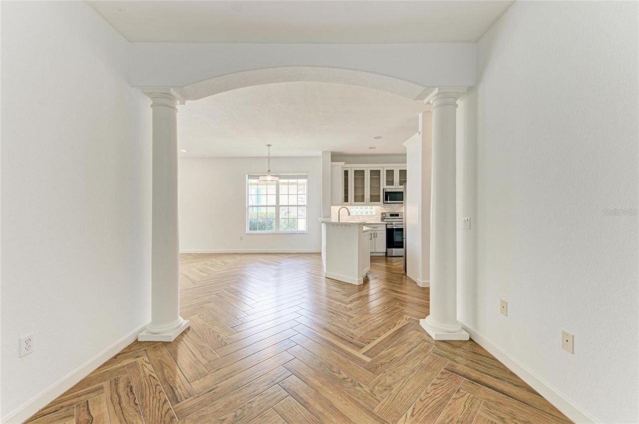5047 Lakescene Place, Sarasota, FL 34243 Photo