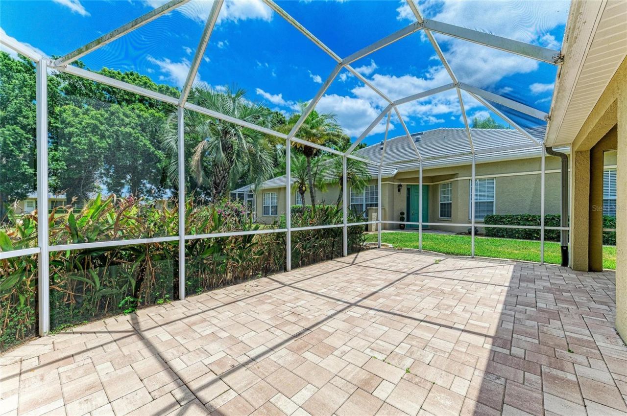 5047 Lakescene Place, Sarasota, FL 34243 Photo