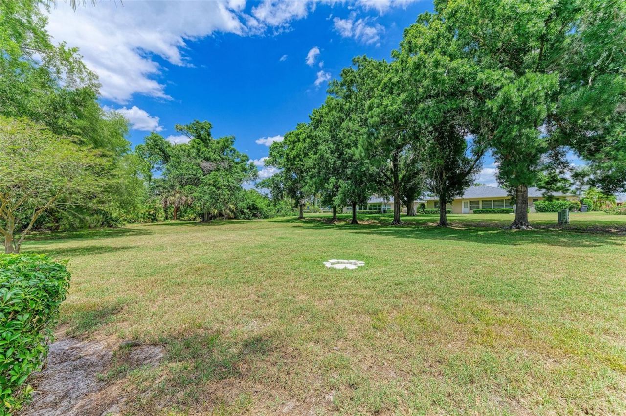 5047 Lakescene Place, Sarasota, FL 34243 Photo
