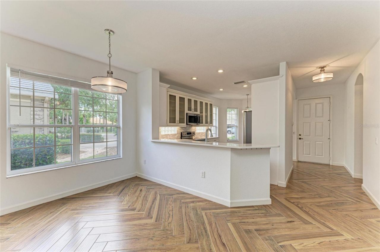 5047 Lakescene Place, Sarasota, FL 34243 Photo