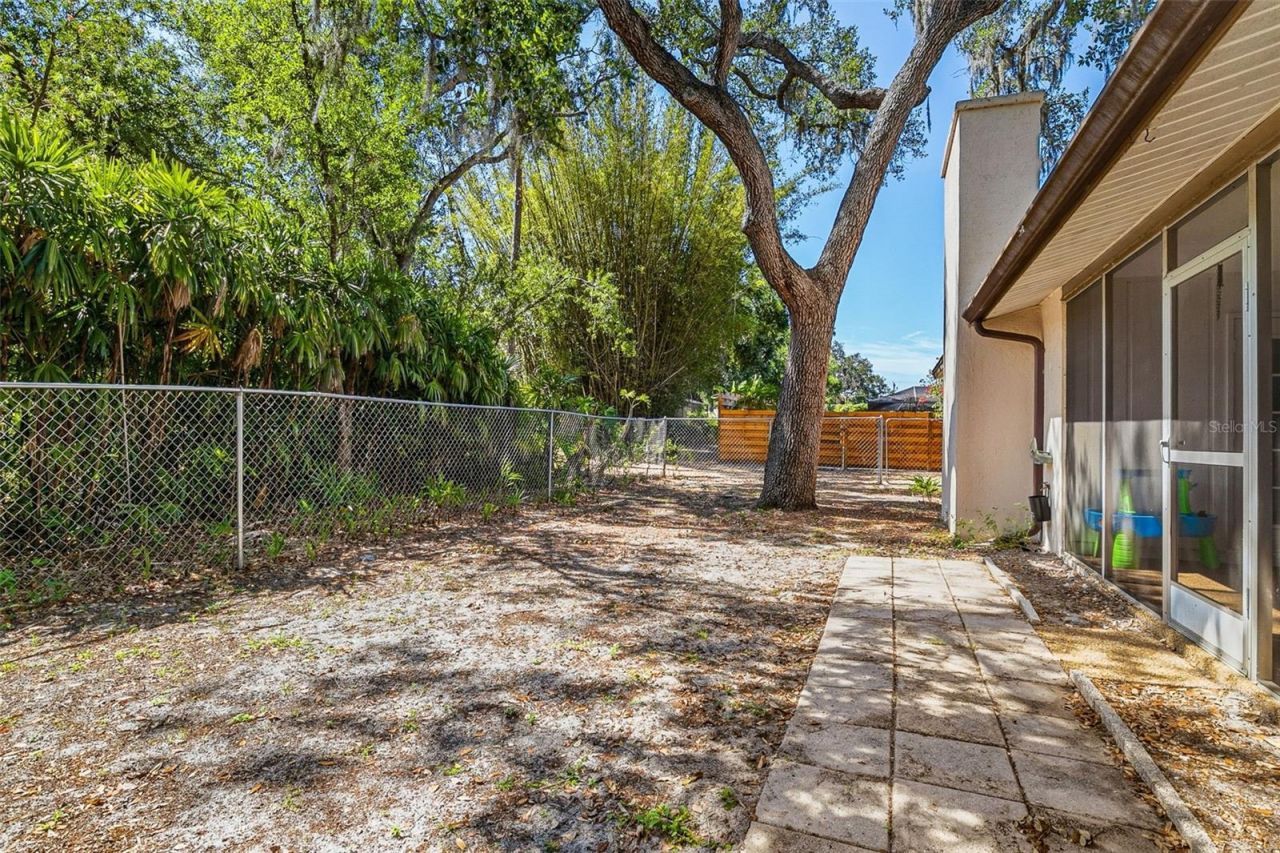 2749 Greendale Drive , Sarasota, FL 34232 Photo