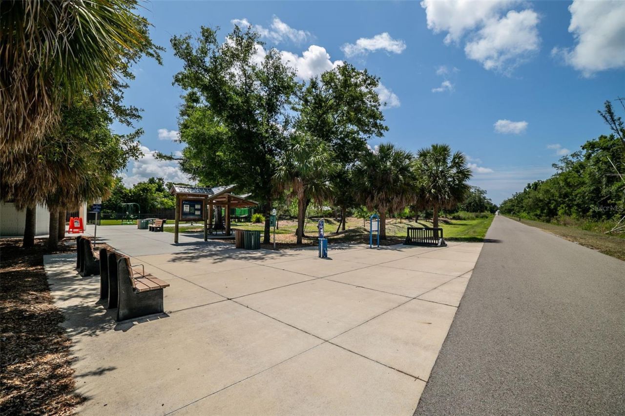 2749 Greendale Drive , Sarasota, FL 34232 Photo