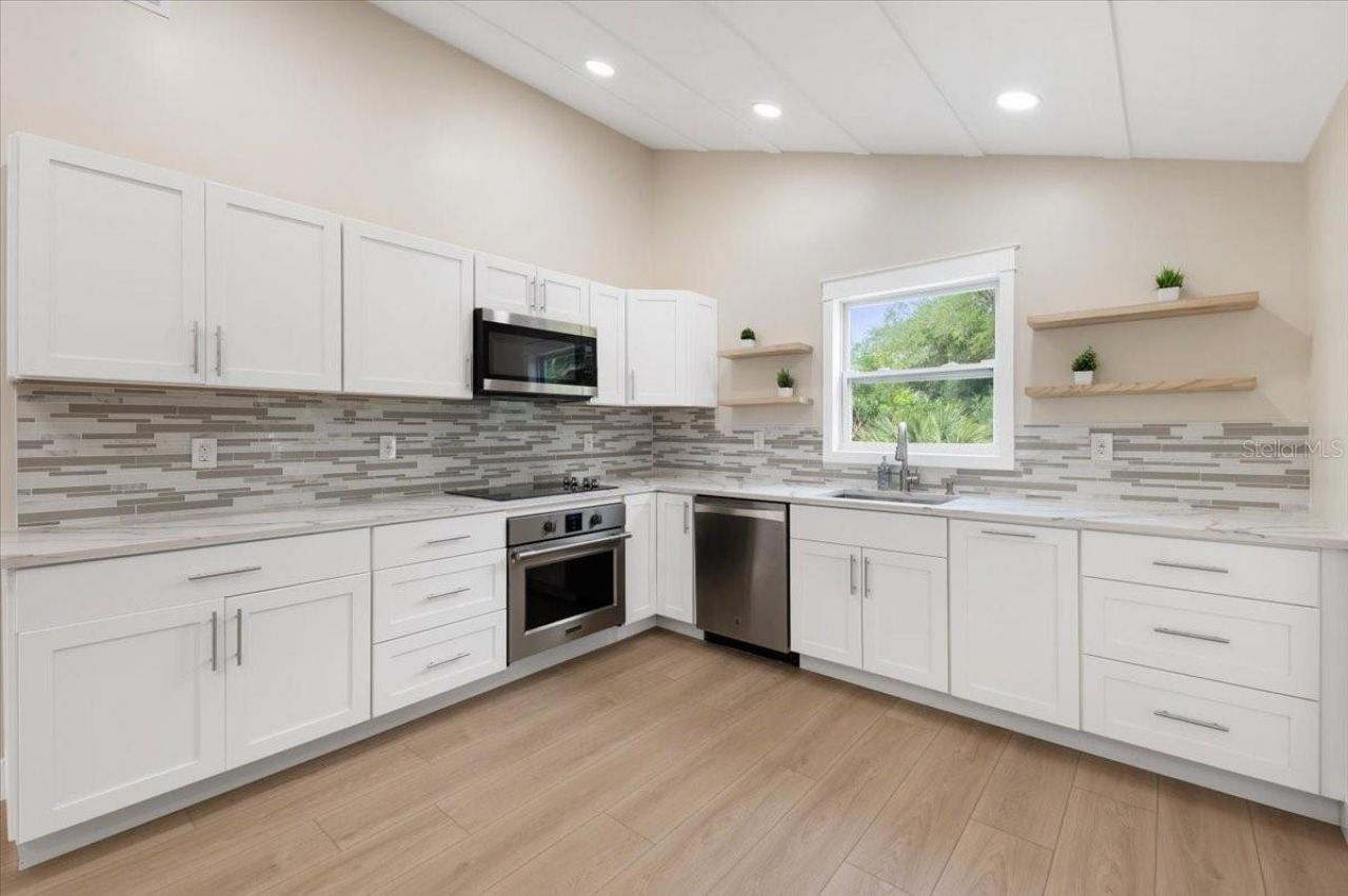 2580 Shamrock Drive, Venice, FL 34293 Photo