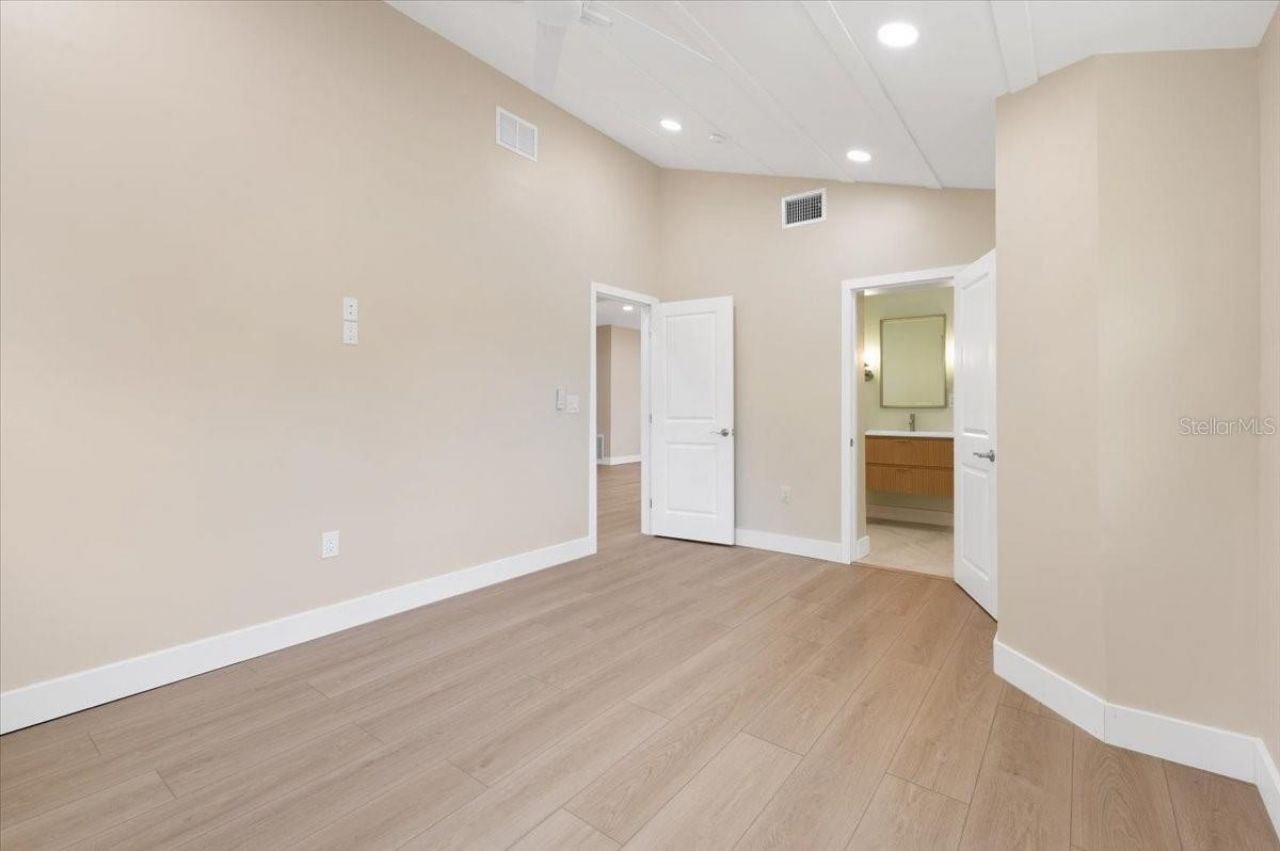 2580 Shamrock Drive, Venice, FL 34293 Photo