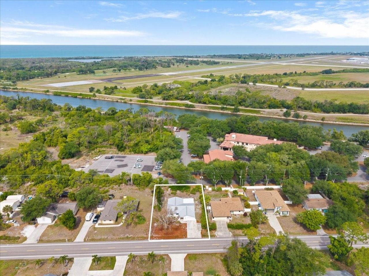 2580 Shamrock Drive, Venice, FL 34293 Photo