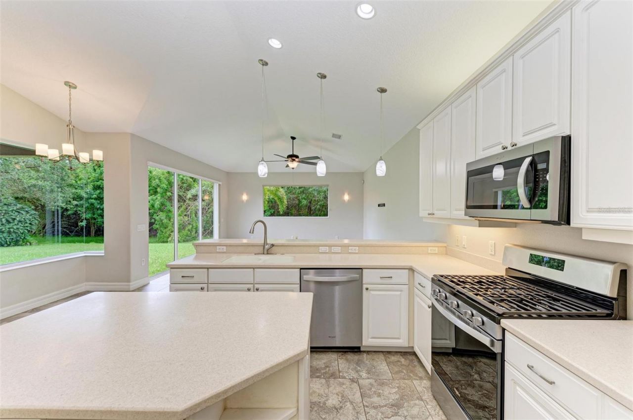 337 Snapdragon Loop , Bradenton, FL 34212 Photo