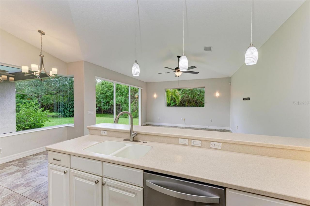 337 Snapdragon Loop , Bradenton, FL 34212 Photo