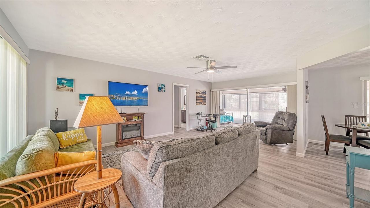 22201 Olean Boulevard , Port Charlotte, FL 33952 Photo