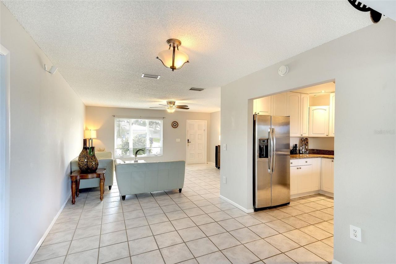 3810 Joyce Drive , Bradenton, FL 34208 Photo