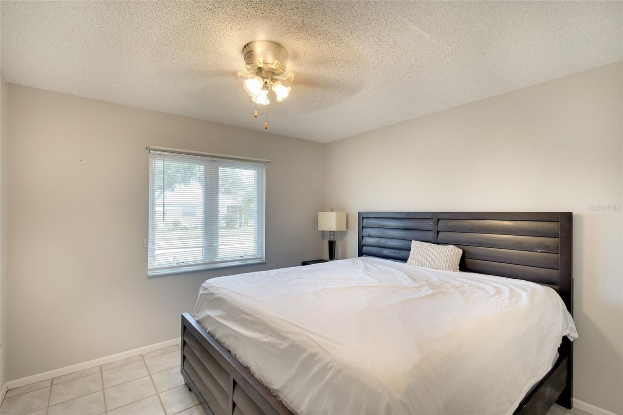 3810 Joyce Drive , Bradenton, FL 34208 Photo