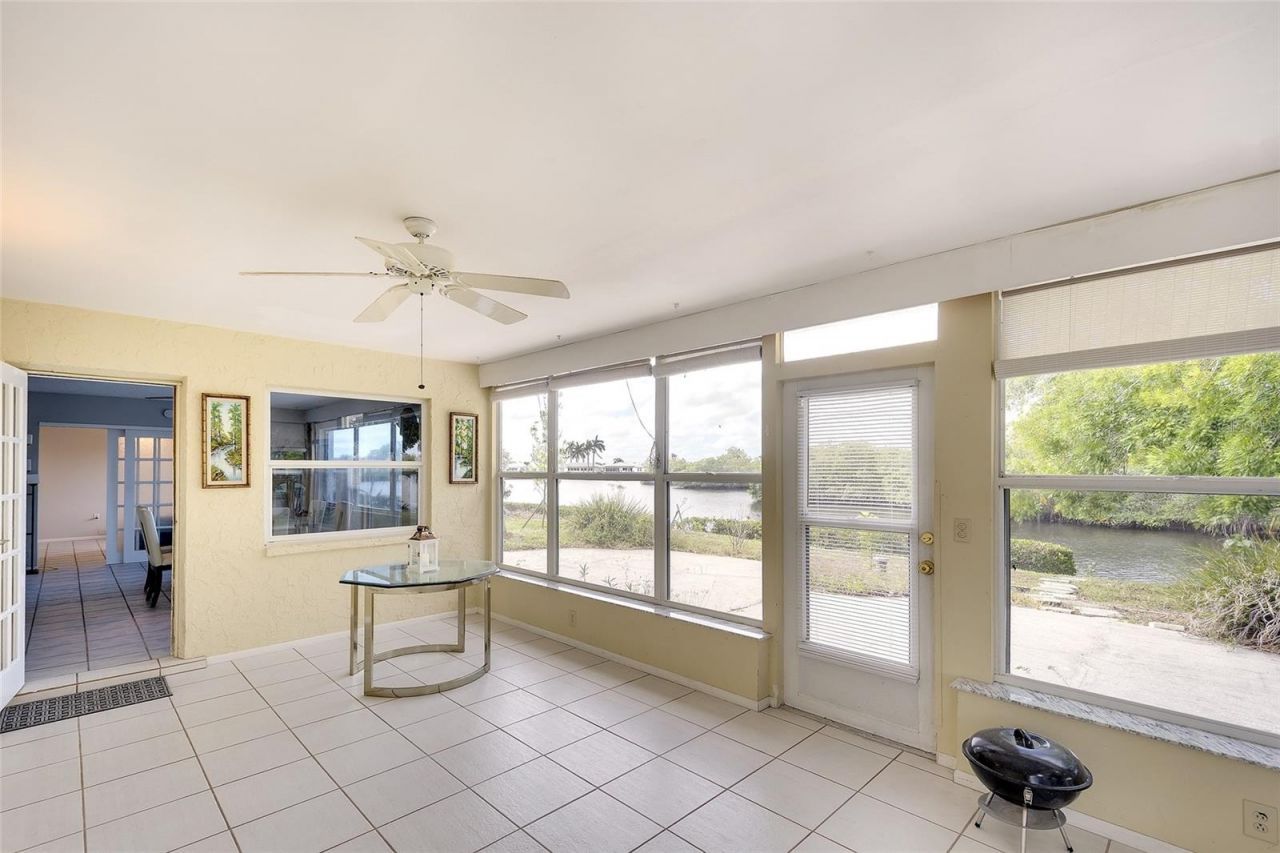3810 Joyce Drive , Bradenton, FL 34208 Photo