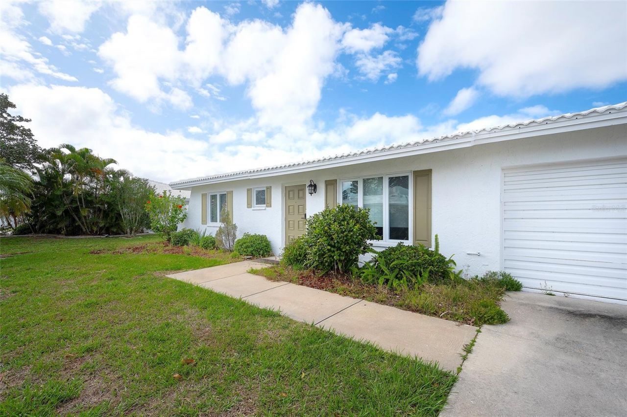 3810 Joyce Drive , Bradenton, FL 34208 Photo