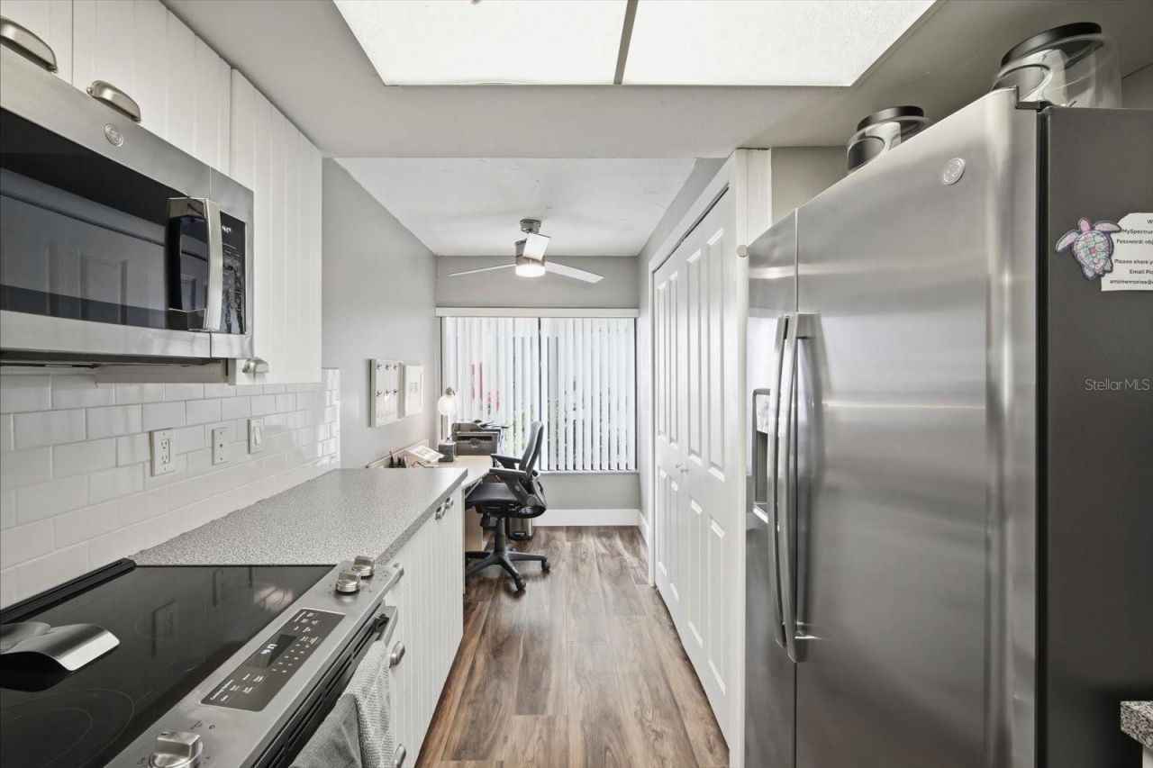 3705 E Bay Drive, Unit 117, Holmes Beach, FL 34217 Photo