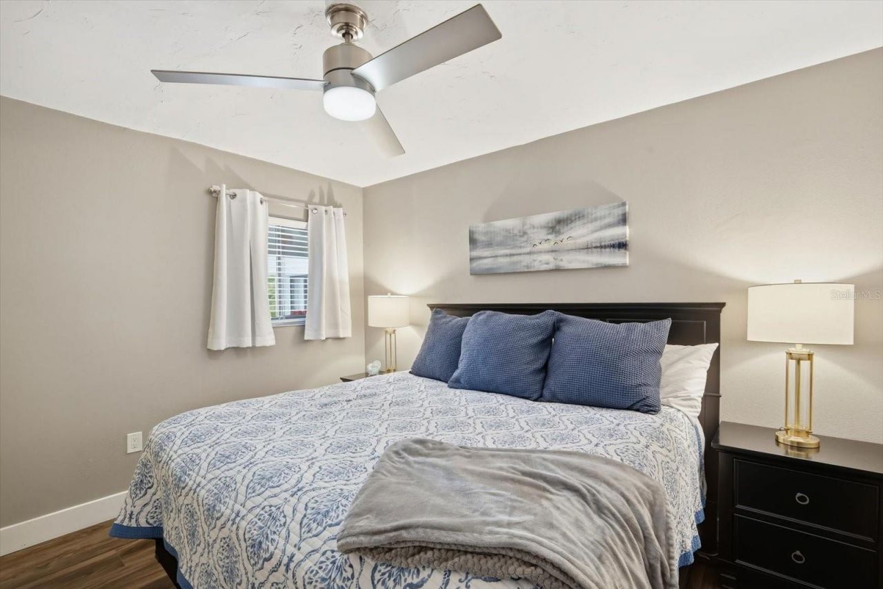 3705 E Bay Drive, Unit 117, Holmes Beach, FL 34217 Photo