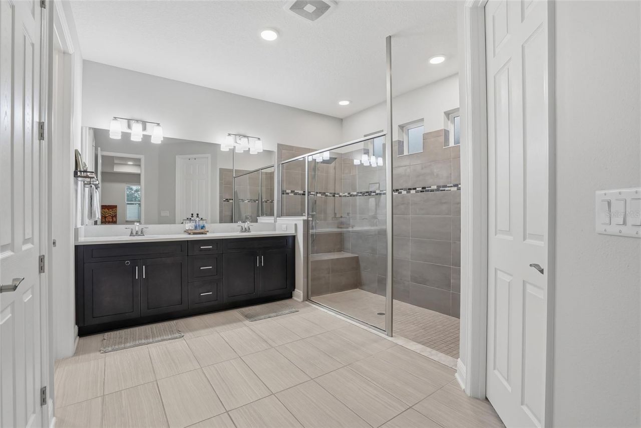 7284 Notched Pine Bend , Wesley Chapel, FL 33545 Photo