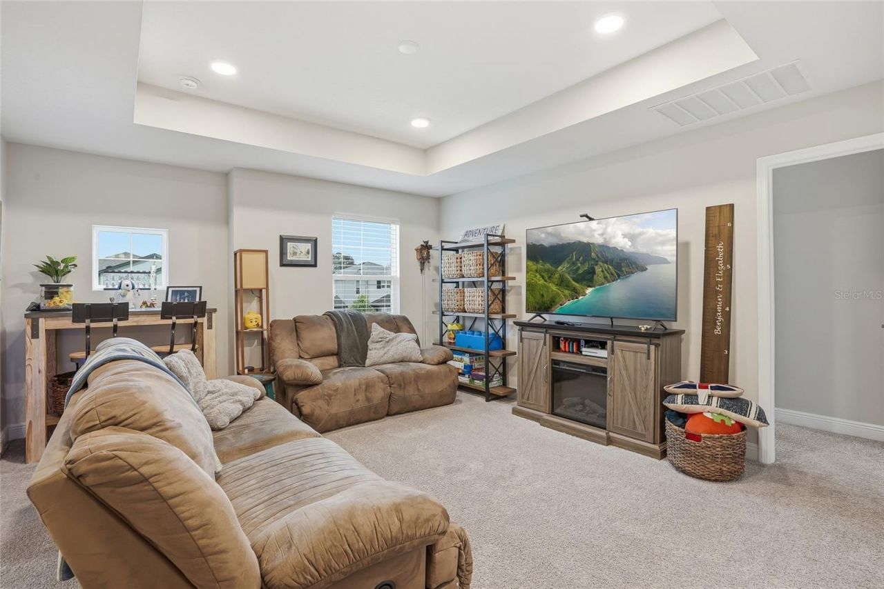 7284 Notched Pine Bend , Wesley Chapel, FL 33545 Photo