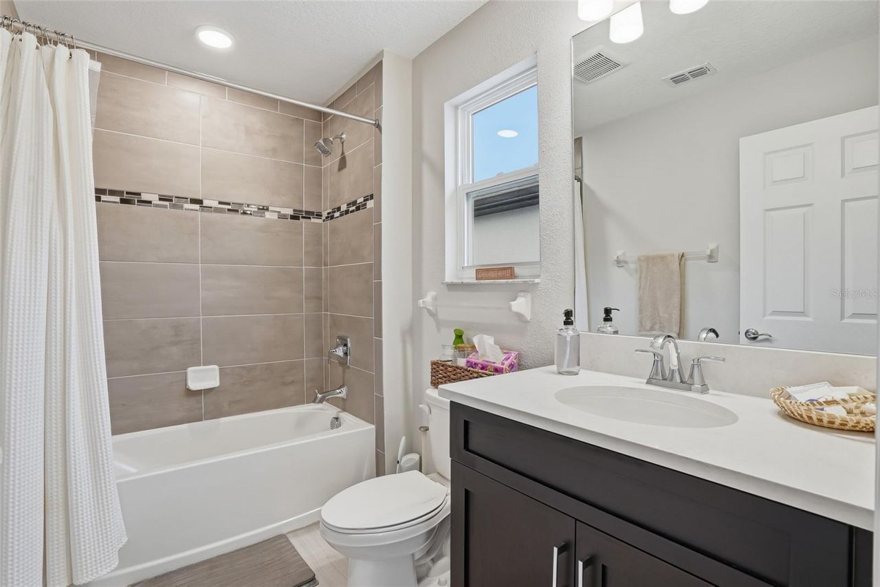 7284 Notched Pine Bend , Wesley Chapel, FL 33545 Photo