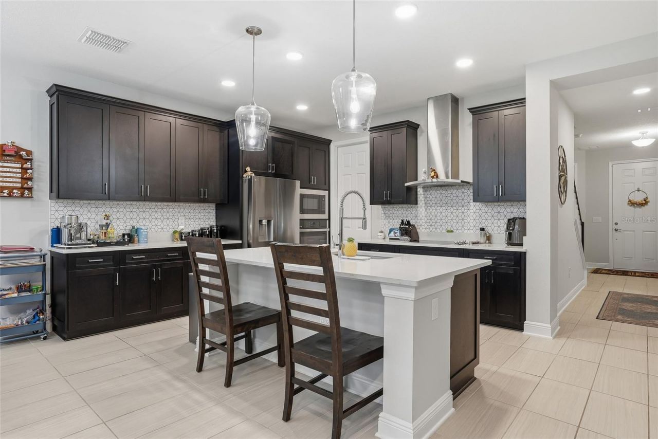 7284 Notched Pine Bend , Wesley Chapel, FL 33545 Photo