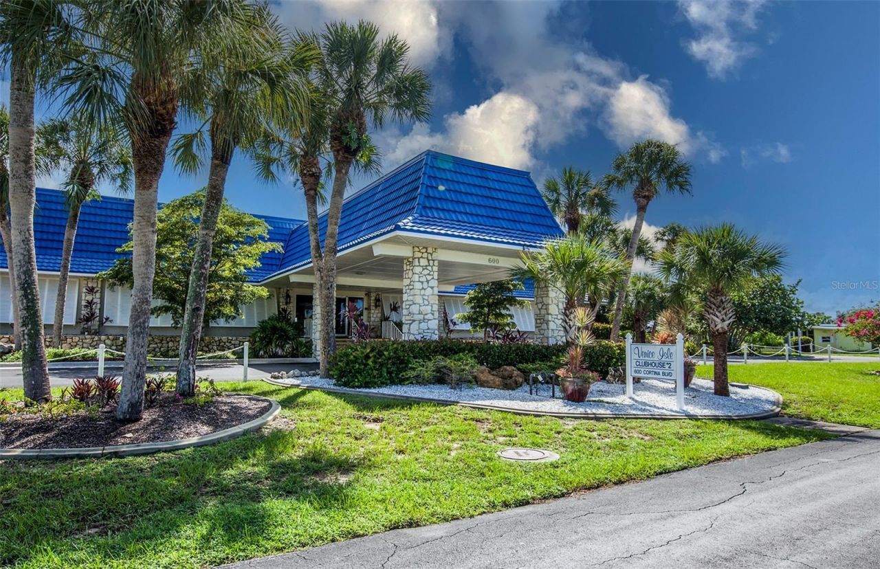 878 Jolanda Circle , Venice, FL 34285 Photo