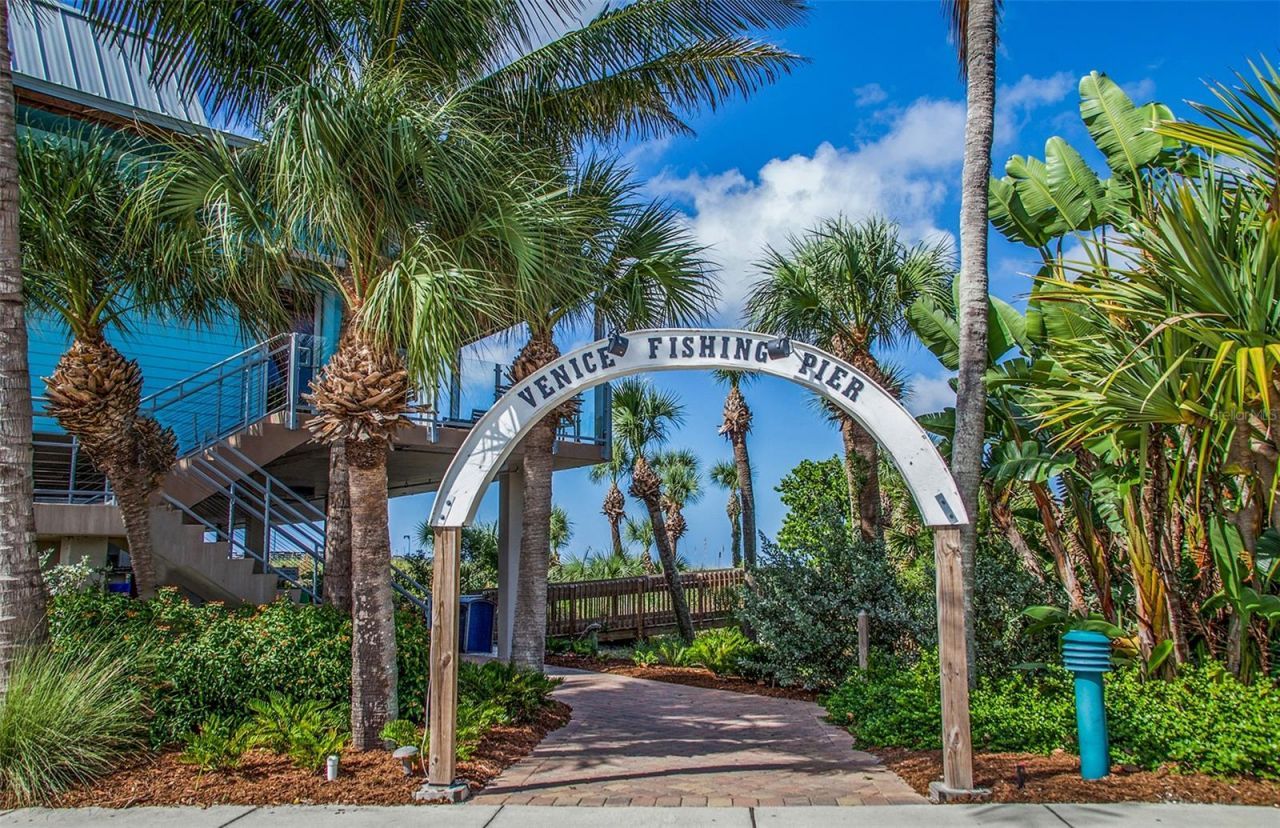 878 Jolanda Circle , Venice, FL 34285 Photo